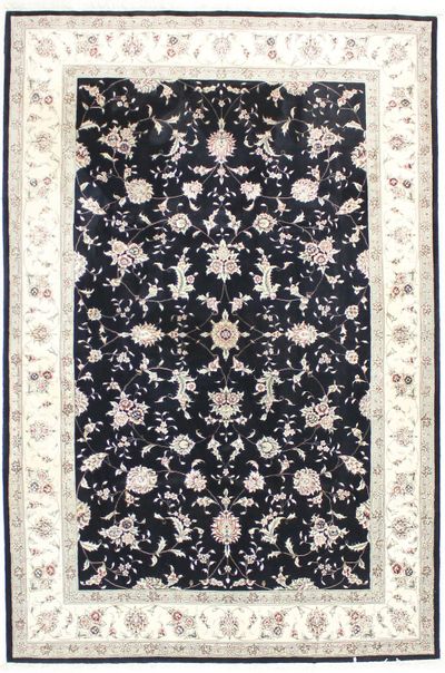 Black Royal Flower Rug #1761 • 6′0″ x 9′1″ • 100% Wool