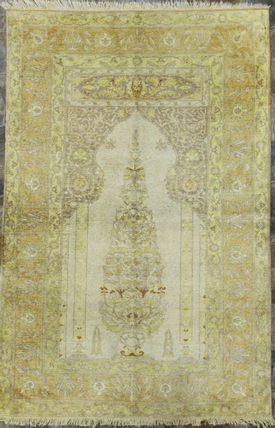 Ivory Kayseri Rug #1617 • 3′10″ x 5′10″ • Silk on Cotton