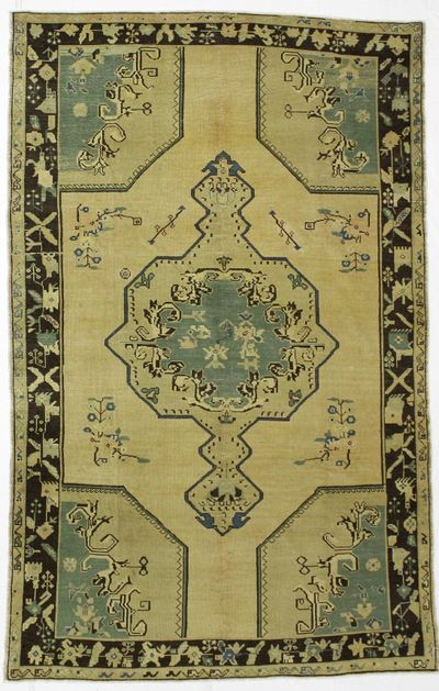 Ivory Konya Rug #111 • 6′4″ x 10′0″ • 100% Wool