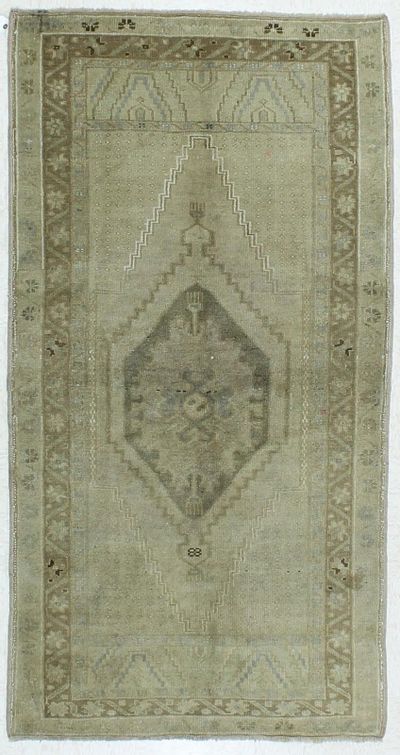 Ivory Konya Rug #176 • 3′2″ x 6′0″ • 100% Wool