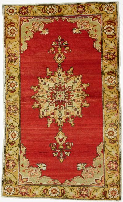Red Konya Rug #96 • 4′10″ x 7′11″ • 100% Wool