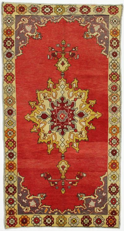 Red Konya Rug #1009 • 4′7″ x 8′6″ • 100% Wool