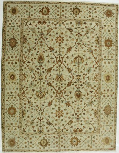 Ivory Gordes Rug #536 • 9′1″ x 11′8″ • 100% Wool