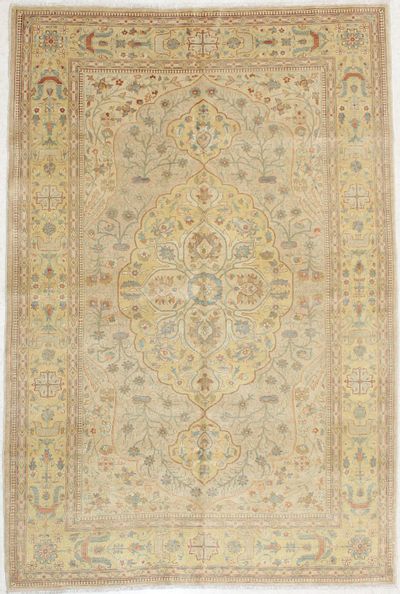 beige Karaman Rug #1454 • 6′1″ x 8′10″ • Wool on Cotton