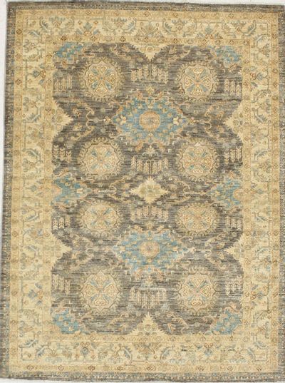 Brown Ushak Rug #7134 • 5′3″ x 7′0″ • 100% Wool