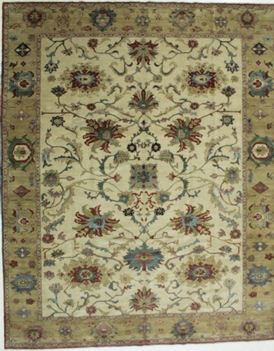 White Ushak Rug #672 • 10′4″ x 12′11″ • 100% Wool