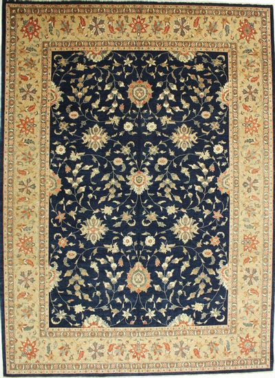 Black Esme Rug #540 • 10′0″ x 13′9″ • 100% Wool
