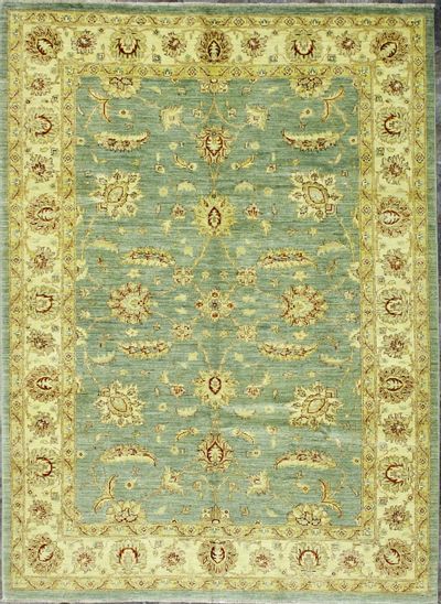 Light Green Ushak Rug #393 • 5′9″ x 7′10″ • Wool on Cotton