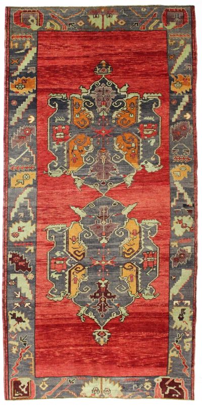 Red Konya Rug #8006 • 5′1″ x 10′3″ • 100% Wool