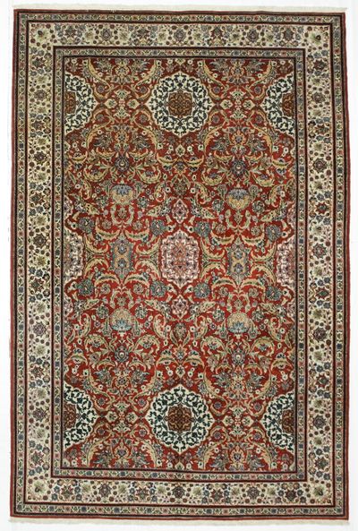 Red Hereke Rug #8680 • 6′6″ x 9′10″ • Wool on Cotton
