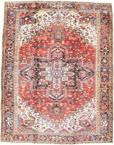 Red Heriz Rug #6733 • 9′2″ x 11′10″ • 100% Wool
