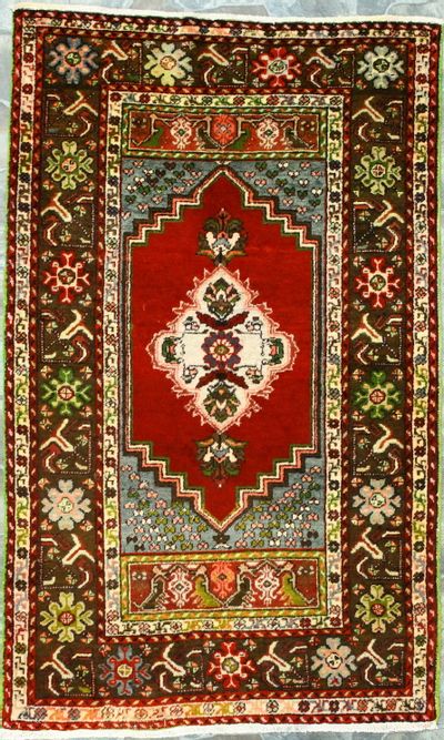 Red Konya Rug #8551 • 3′7″ x 5′9″ • 100% Wool