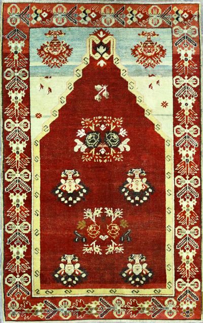 Red Konya Rug #8652 • 3′4″ x 5′7″ • 100% Wool