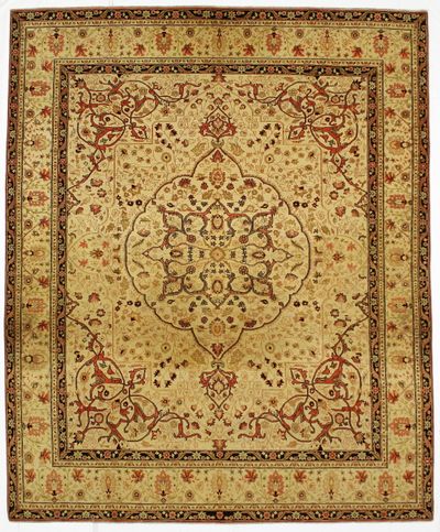 Ivory Ushak Rug #8792 • 8′0″ x 9′8″ • 100% Wool