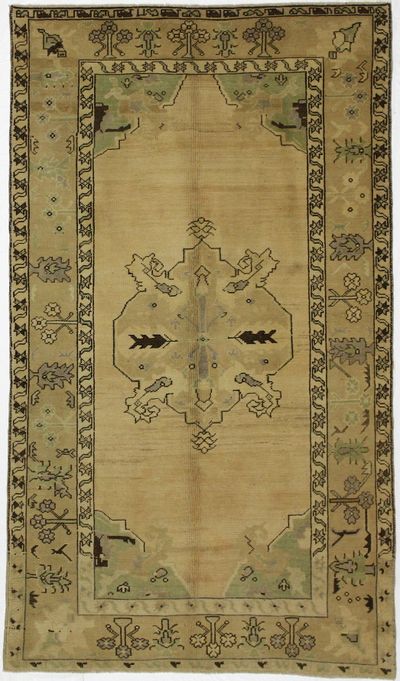 Ivory Konya Rug #68 • 4′9″ x 8′4″ • 100% Wool