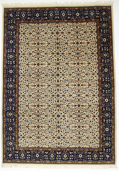 White Kayseri Rug #8722 • 8′3″ x 11′8″ • Wool on Cotton