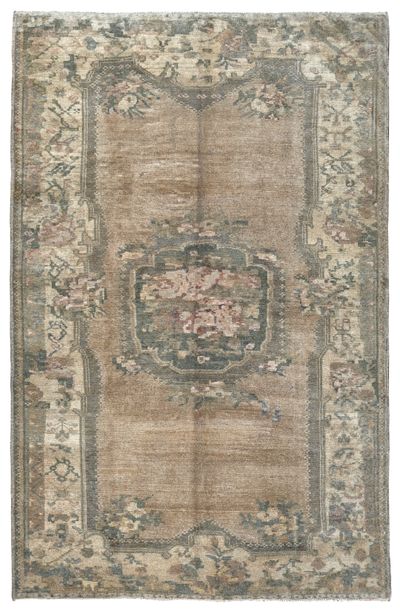 Gold Konya Rug #1914 • 4′9″ x 7′7″ • 100% Wool