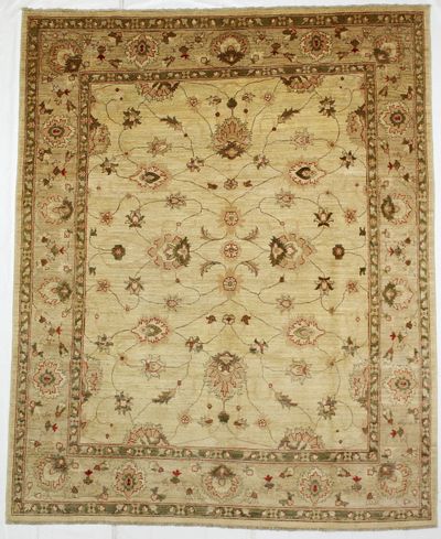 Ivory Ushak Rug #230 • 8′0″ x 9′10″ • Wool on Cotton