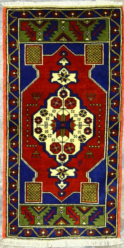 Red Konya Rug #887 • 1′10″ x 3′7″ • 100% Wool