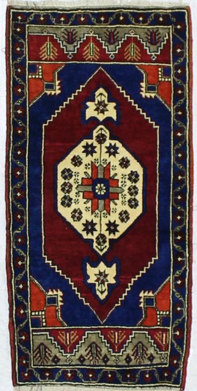 Red Konya Rug #894 • 2′0″ x 3′11″ • 100% Wool