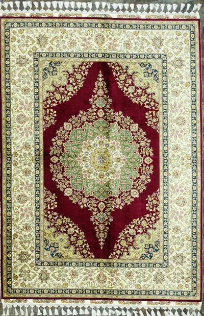 Purple Cezaevi Rug #1260 • 4′7″ x 6′5″ • 100% Silk