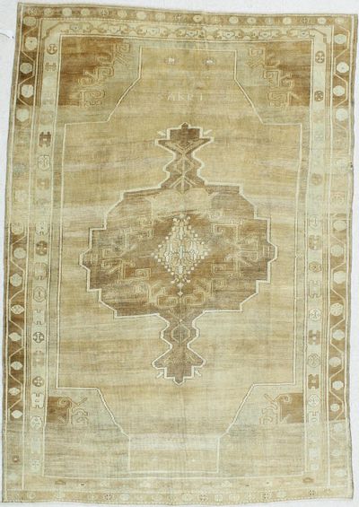 Light Brown Konya Rug #85 • 6′9″ x 9′8″ • 100% Wool