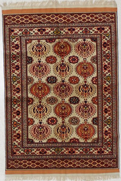 Ivory SILK Rug #1605 • 3′9″ x 5′2″ • 100% Silk