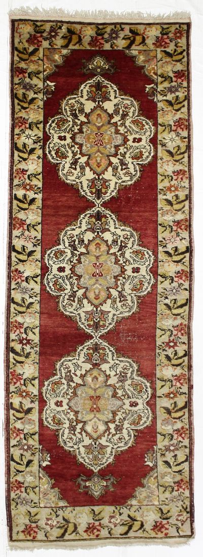 Red Konya Rug #8349 • 4′0″ x 11′3″ • 100% Wool