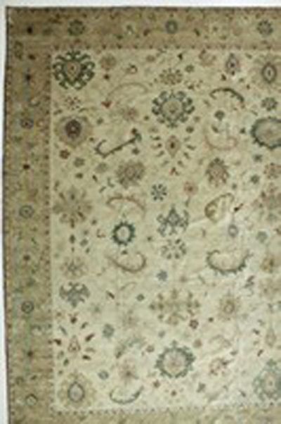Ivory Karaman Rug #564 • 12′3″ x 16′4″ • 100% Wool