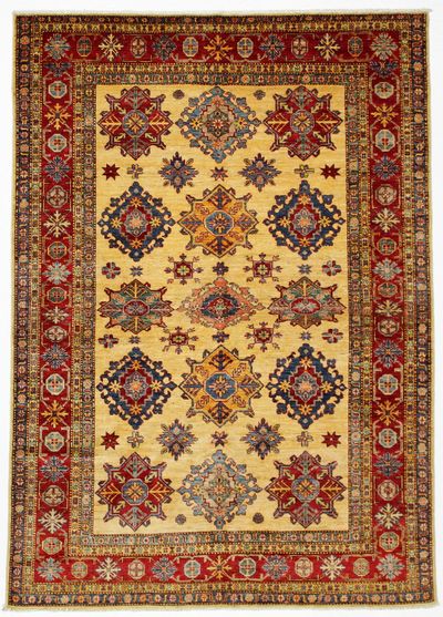 Ivory Kazak Rug #8828 • 5′7″ x 8′0″ • Wool on Cotton