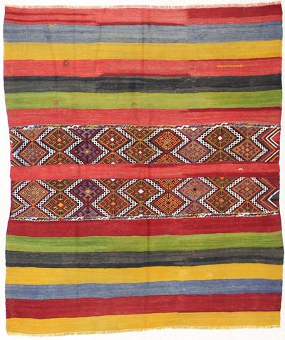 Multicolor Kilim Rug #1697 • 5′1″ x 6′1″ • 100% Wool