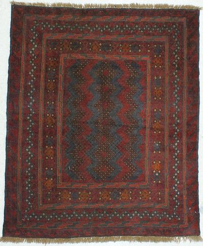 Red Beluch Rug #450 • 4′4″ x 5′2″ • 100% Wool