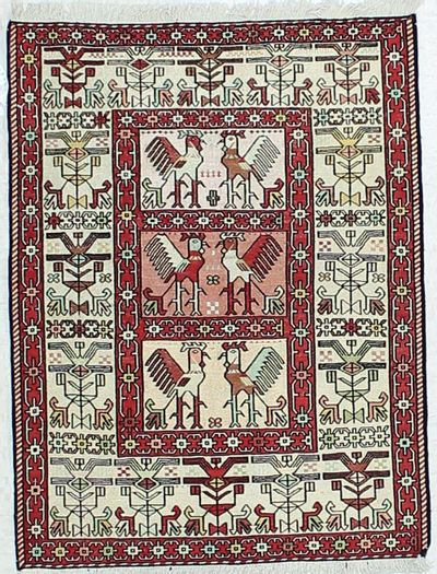 Red Sumak Rug #470 • 2′5″ x 3′2″ • 100% Wool
