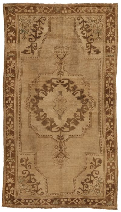 Ivory Konya Rug #921 • 5′9″ x 10′3″ • 100% Wool