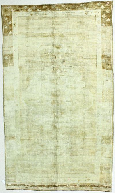 Ivory Konya Rug #62 • 6′10″ x 11′10″ • 100% Wool