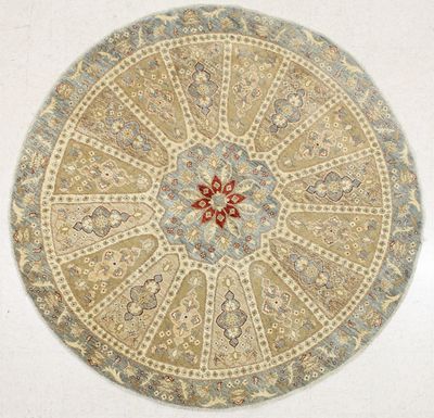 Gold Ushak Rug #7196 • 6′7″ x 6′7″ • 100% Wool
