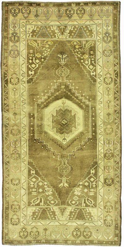 Light Brown Konya Rug #1634 • 4′2″ x 8′4″ • 100% Wool