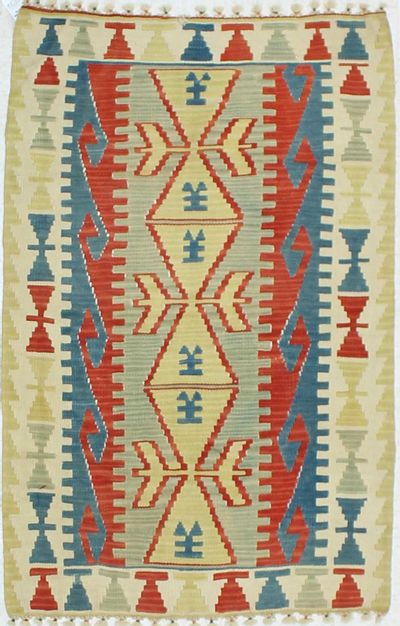 Multicolor Kilim Rug #879 • 3′5″ x 5′7″ • 100% Wool