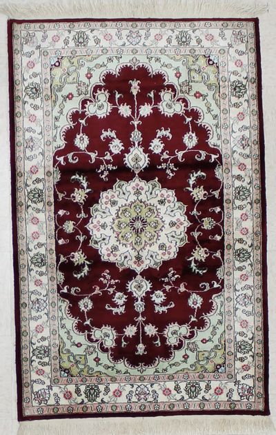 BURGUNDY SILK Rug #1603 • 3′1″ x 4′10″ • 100% Silk